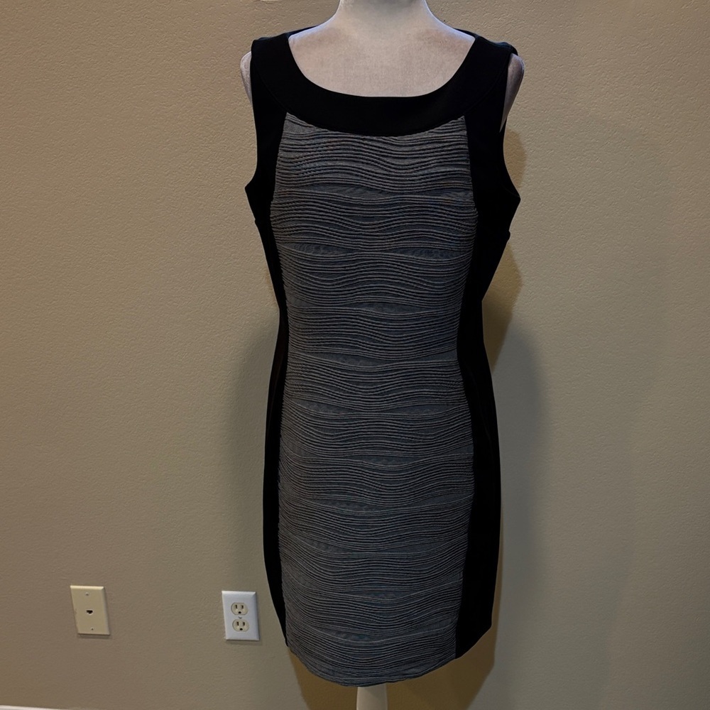 Calvin Klein Black and Gray Midi Dress-Size 14